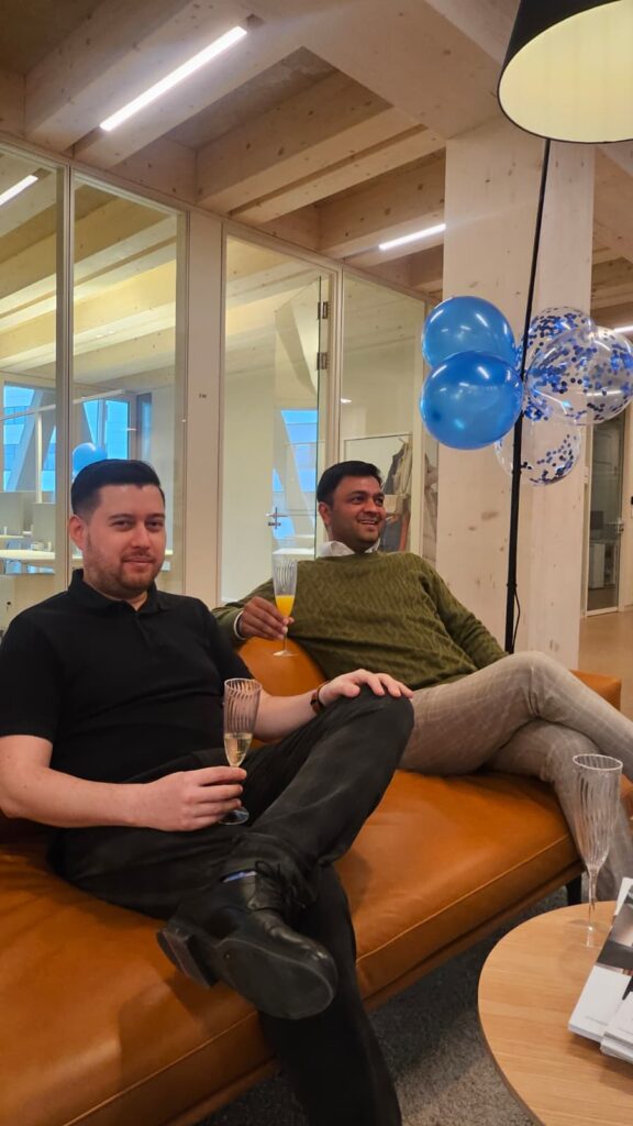 Gründer Ammar Asjad Raja und Mitgründer Benjamin Rauser im deutschen Büro